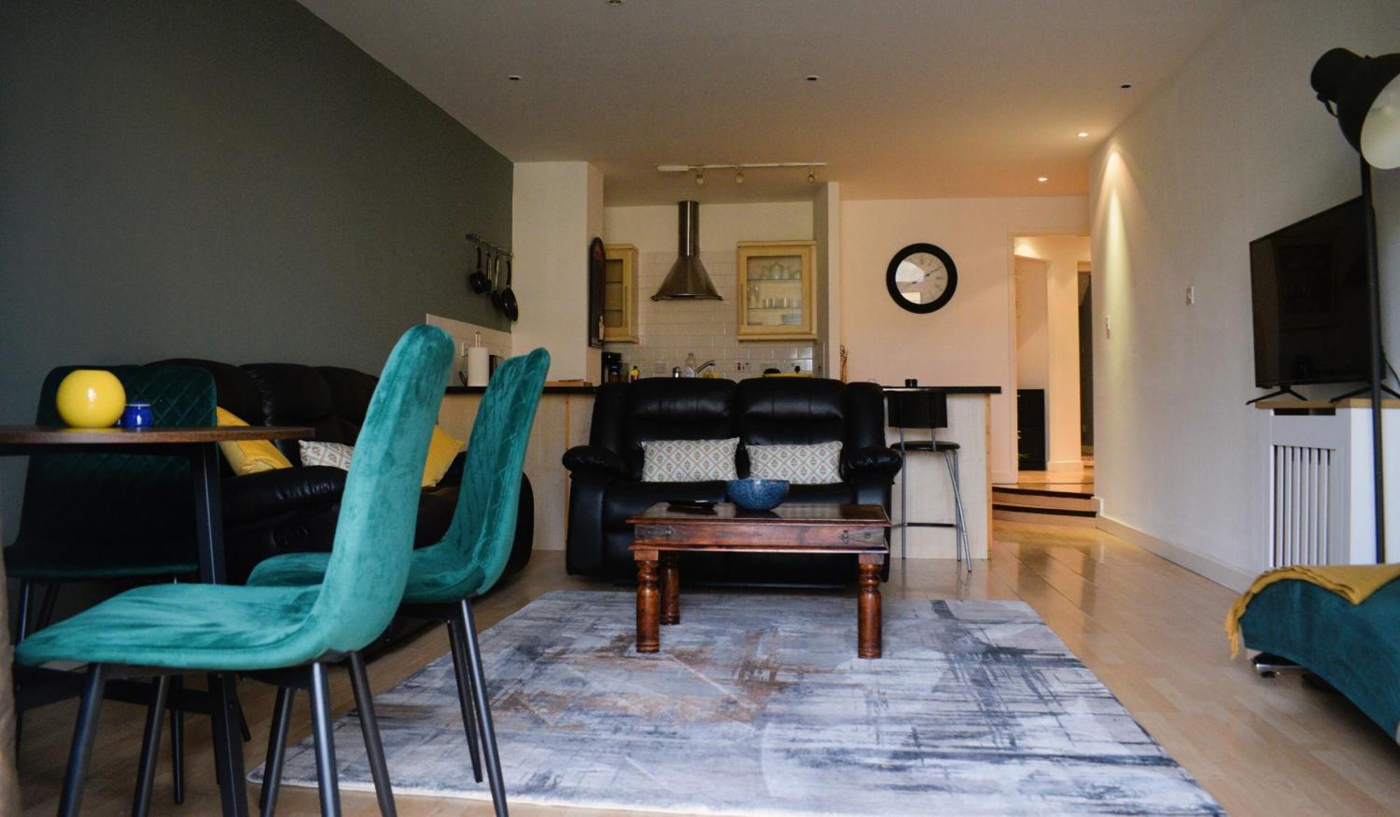 Heart Of Leeds - 2 Bedroom Flat Apartment *